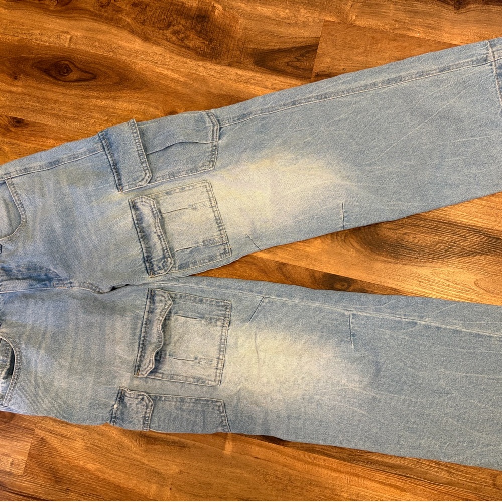 Forever 21 Women’s Denim Cargo Jeans